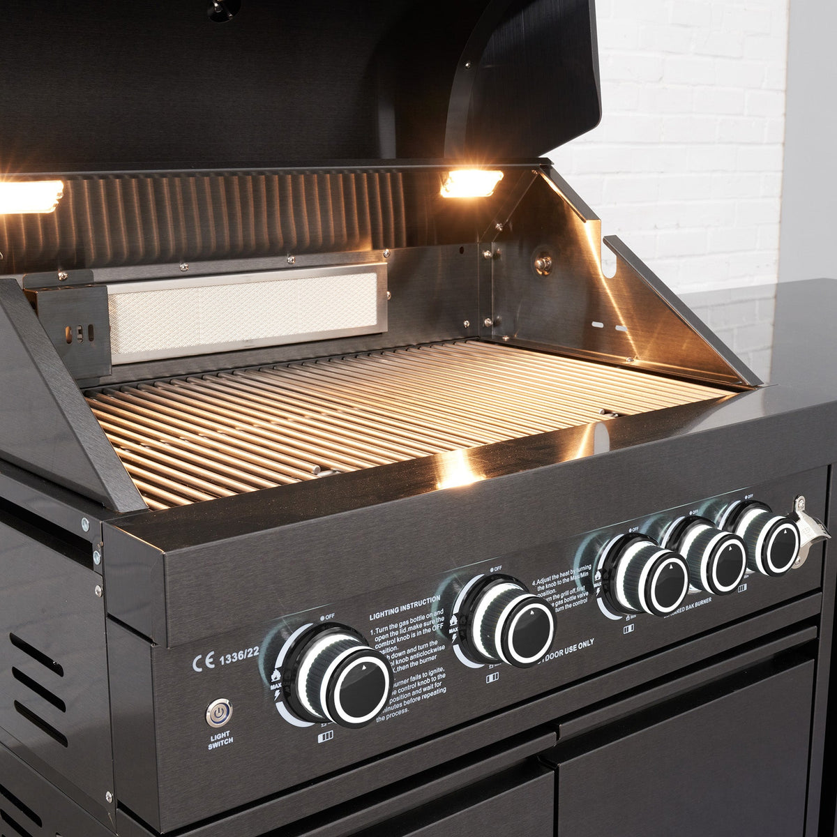 4 Burner Black Stainless Steel Gas Barbecue