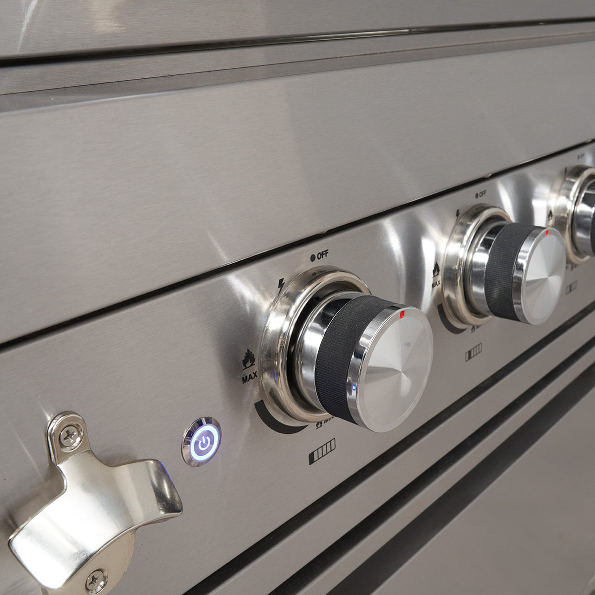 Deluxe 6 Burner Stainless Steel Barbecue with Integrated Sear Station