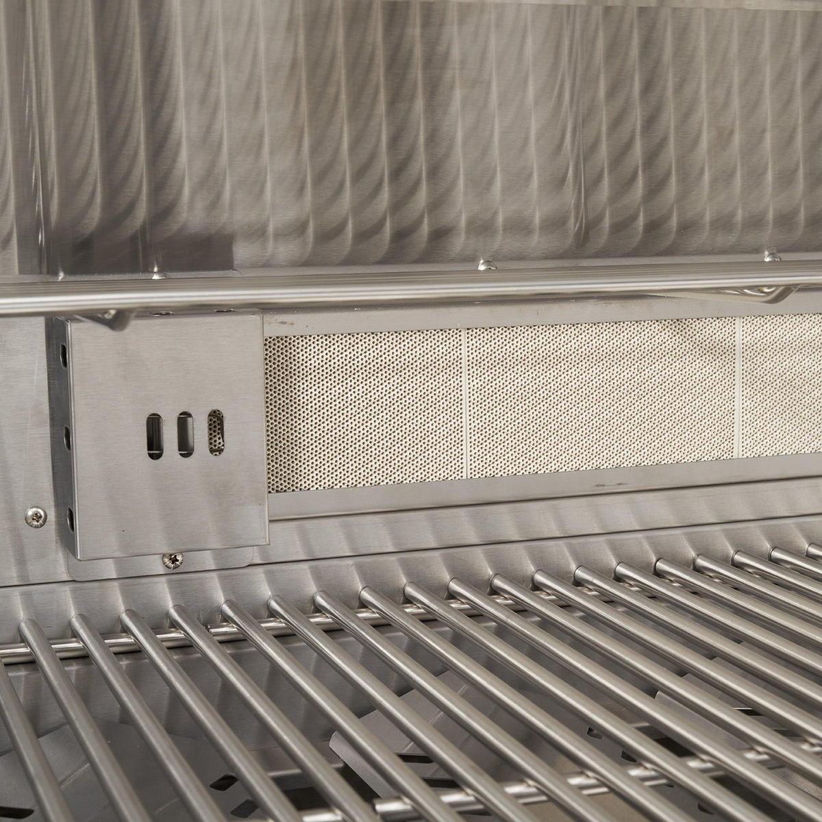 Deluxe 6 Burner Stainless Steel Barbecue with Integrated Sear Station
