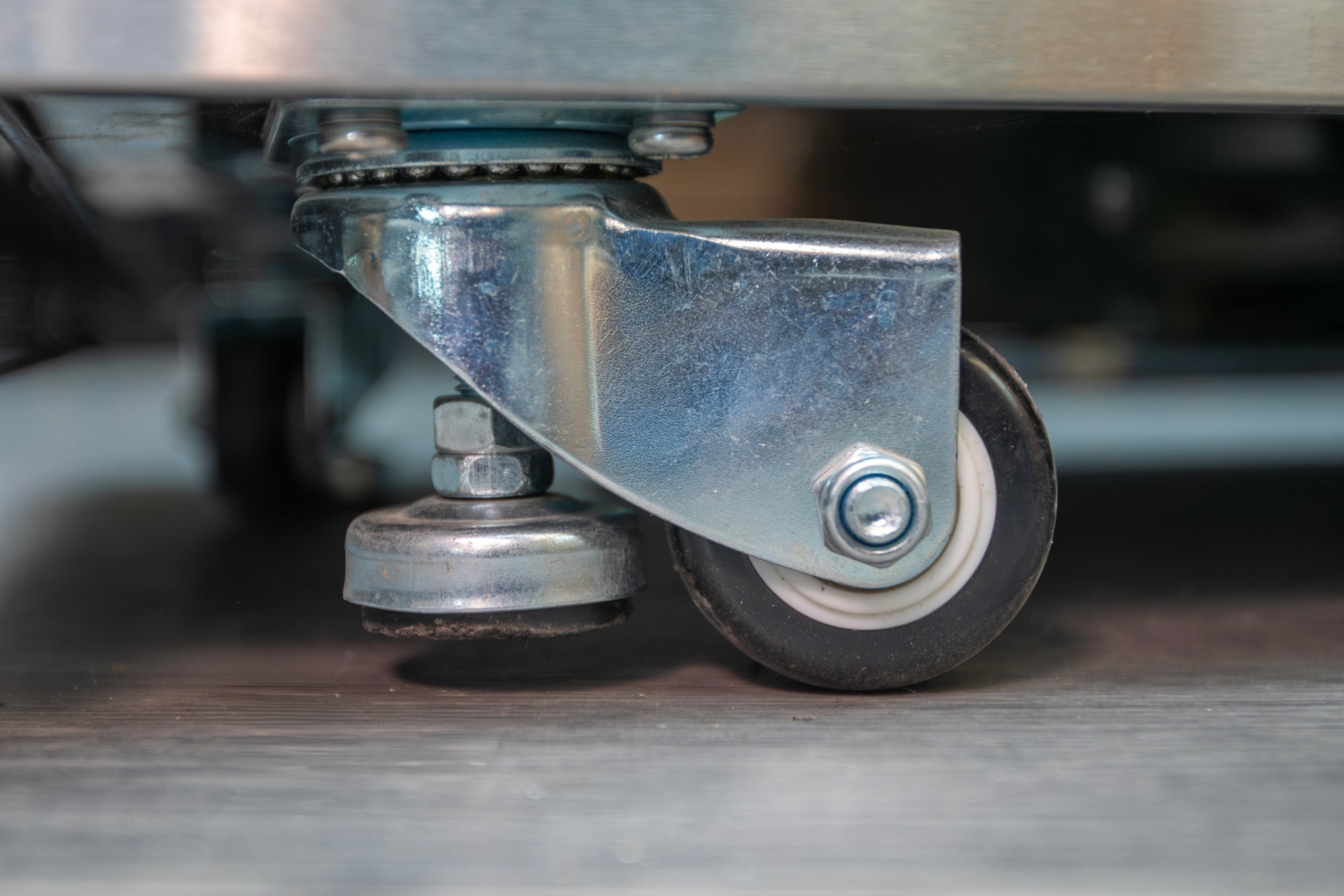 Heavy-Duty Castors with Integrated Levelling Feet